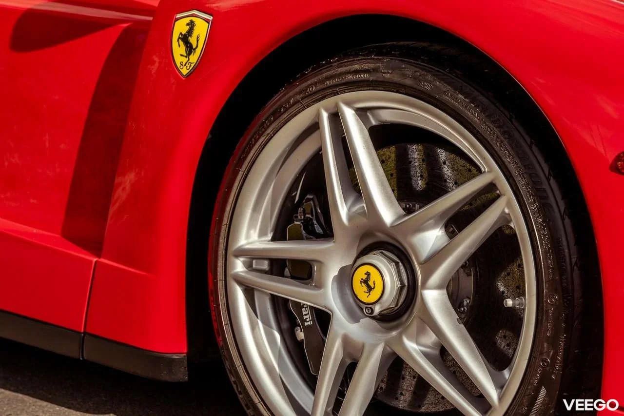 Ferrari Enzo 6.0 485kW