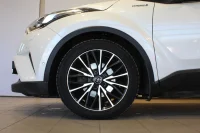 Toyota C-HR Luxury Plus 1.8 72kW thumbnail