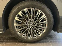 Lexus LM350H - 140kW