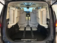 Lexus LM350H - 140kW