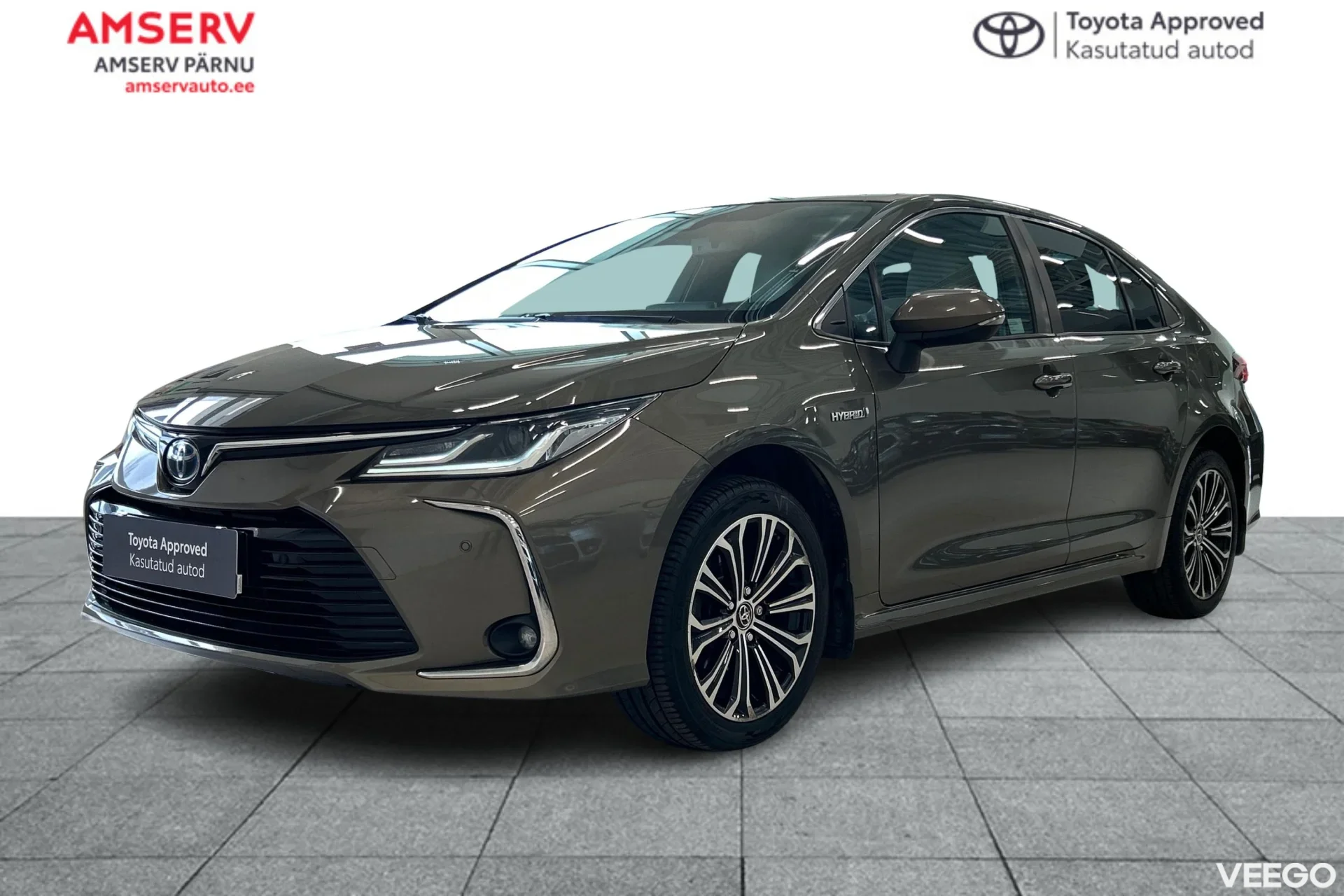 Toyota Corolla Luxury Hybrid 1.8 72kW