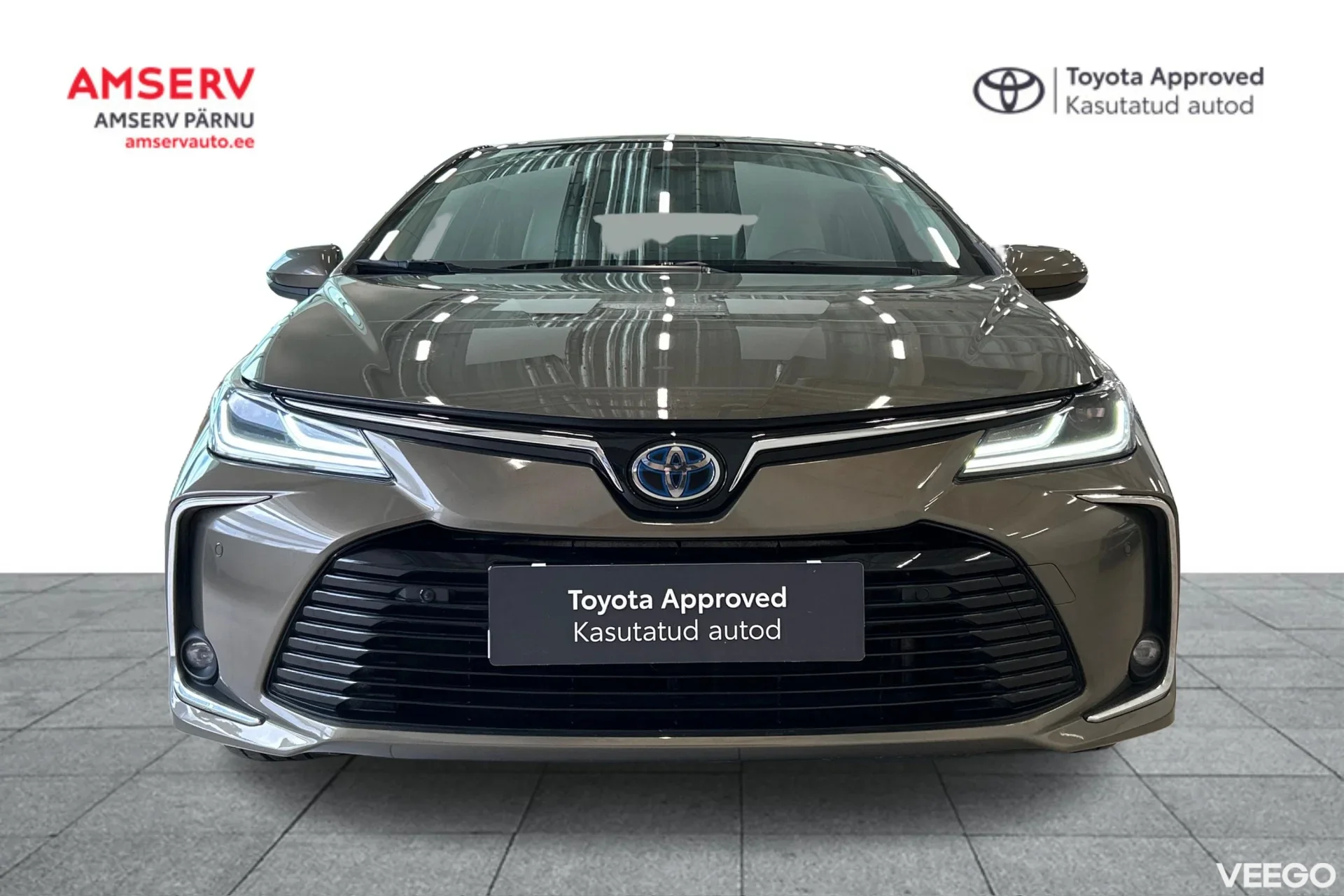 Toyota Corolla Luxury Hybrid 1.8 72kW