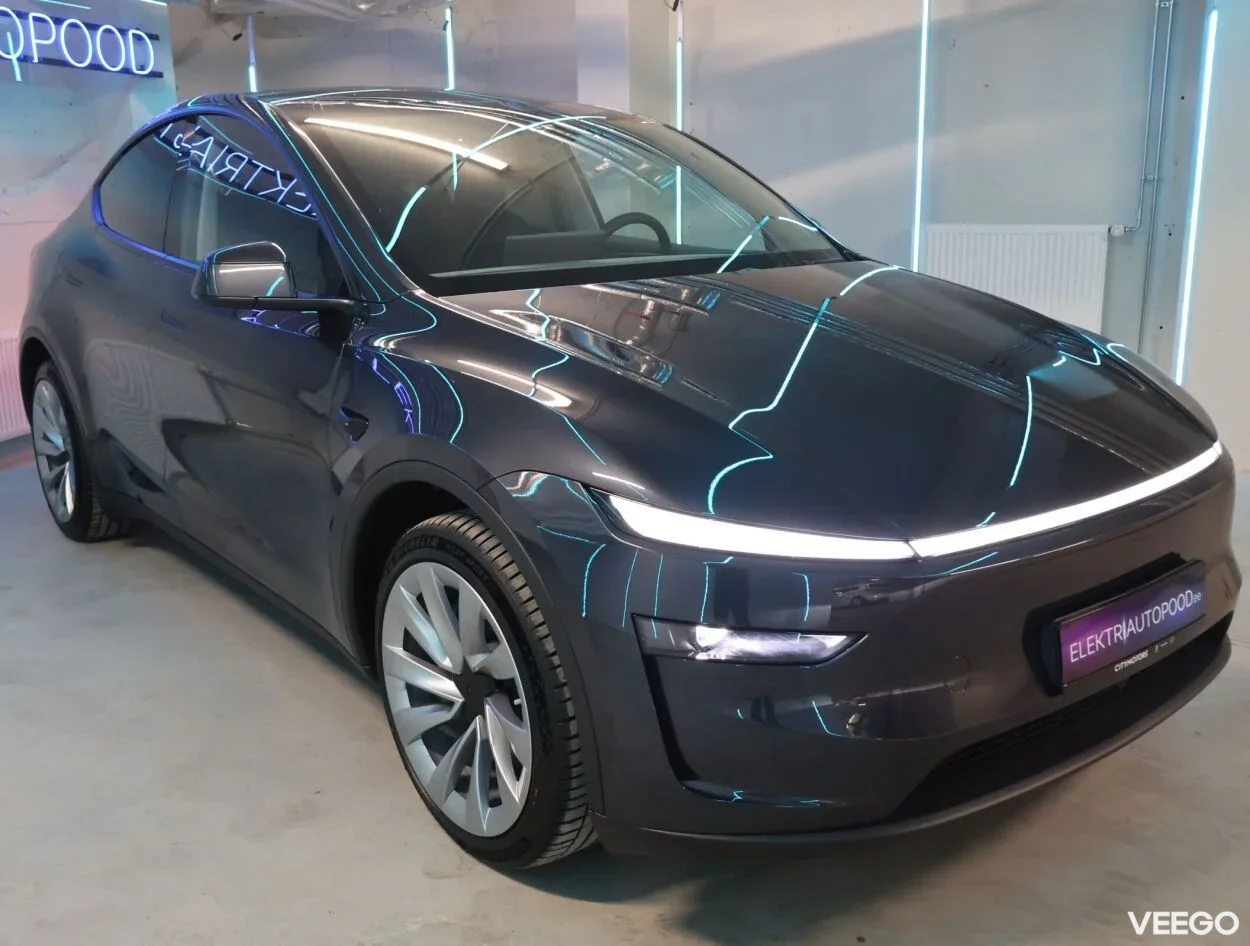 Tesla Model Y Premium Long Range Dual Motor AWD Juniper 378kW