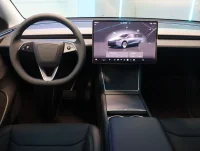 Tesla Model Y Premium Long Range Dual Motor AWD Juniper 378kW thumbnail