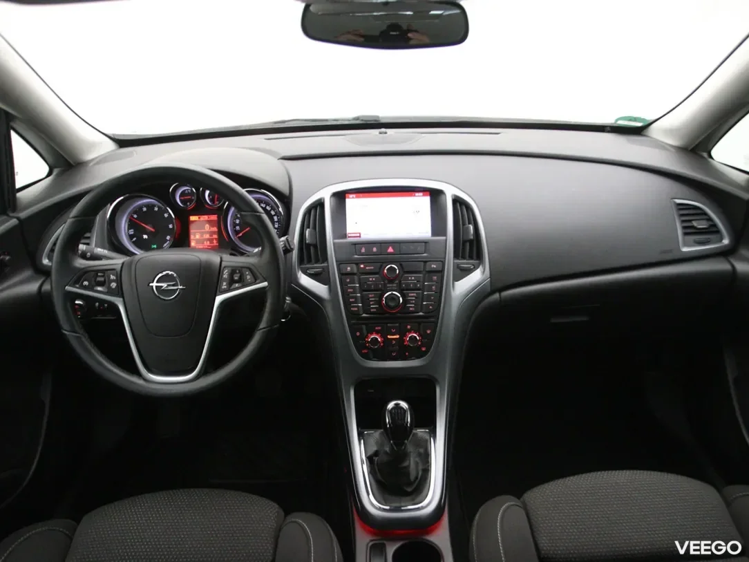 Opel Astra 1.6 100kW