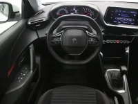 Peugeot 2008 1.2 96kW thumbnail
