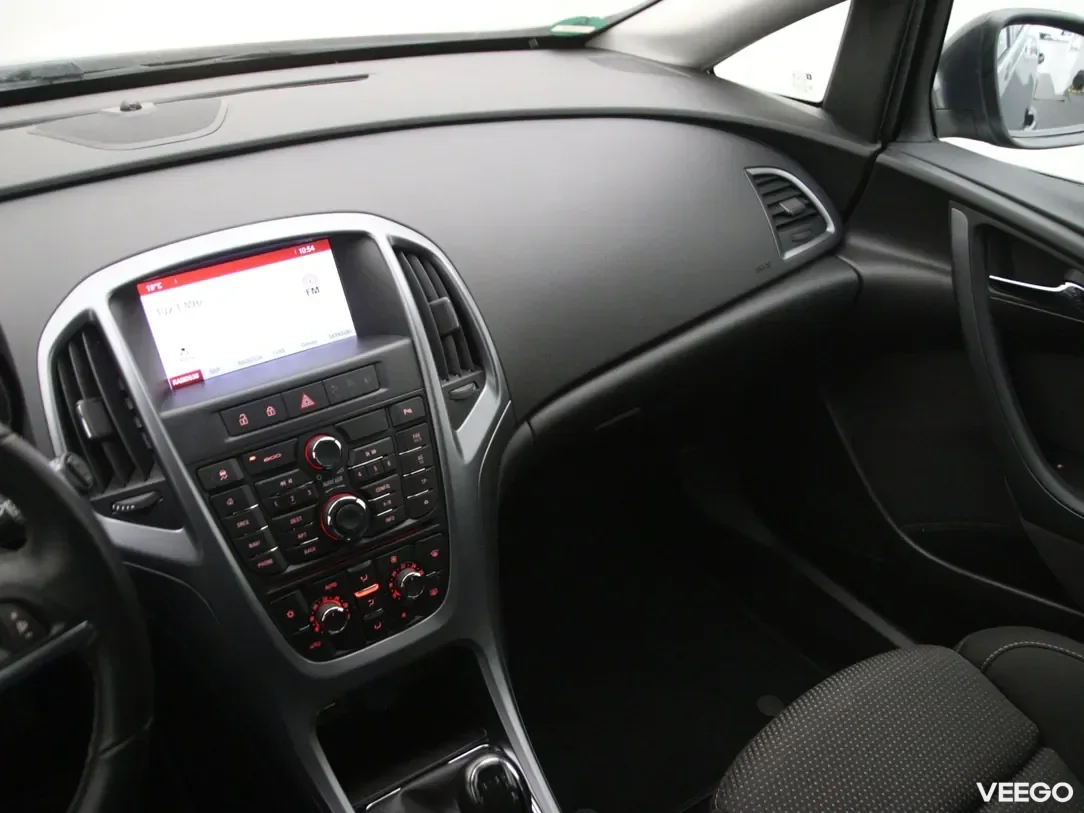 Opel Astra 1.6 100kW