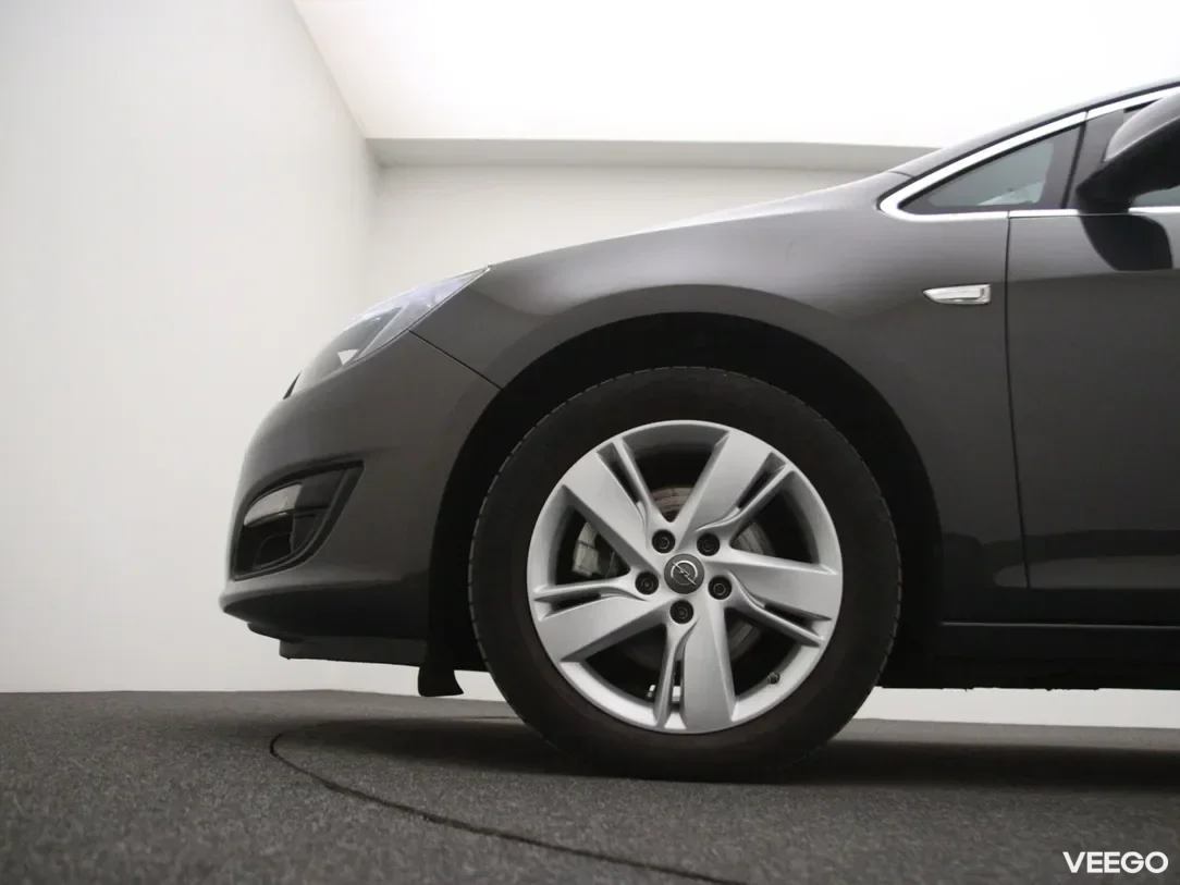 Opel Astra 1.6 100kW