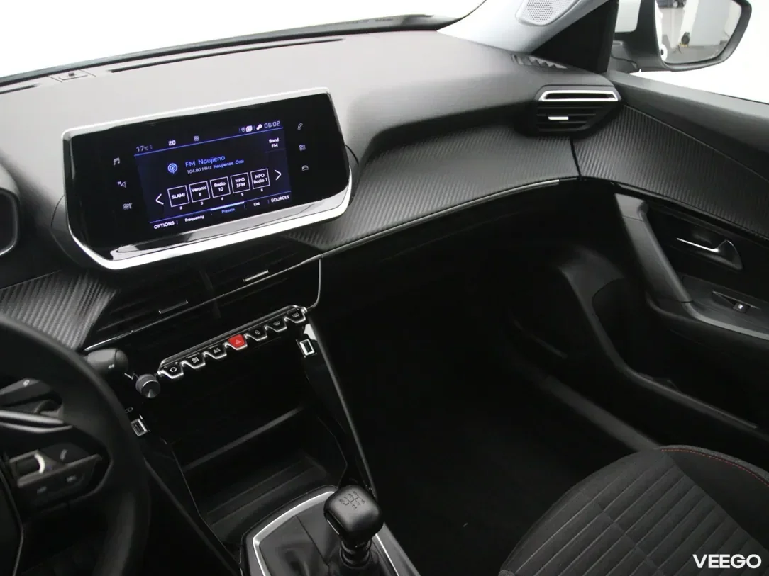 Peugeot 2008 1.2 96kW