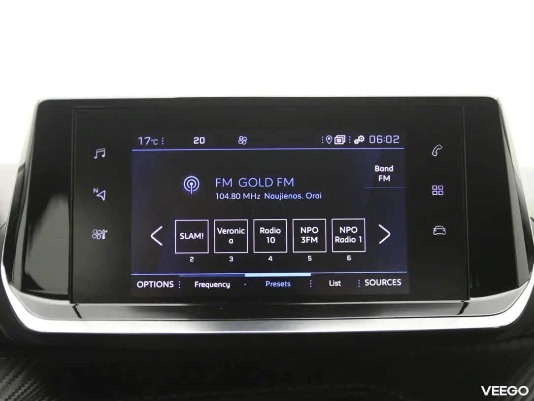 Peugeot 2008 1.2 96kW