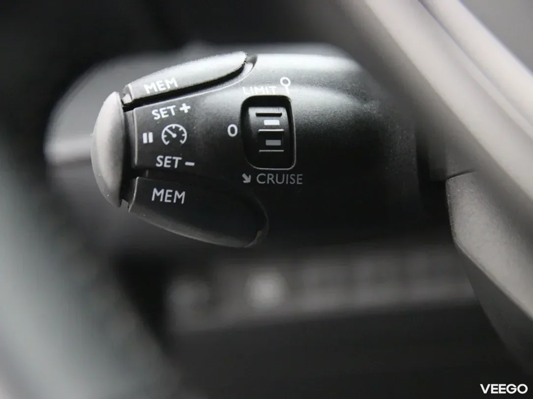 Peugeot 2008 1.2 96kW