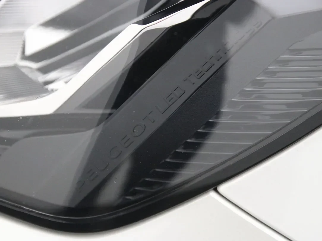 Peugeot 2008 1.2 96kW