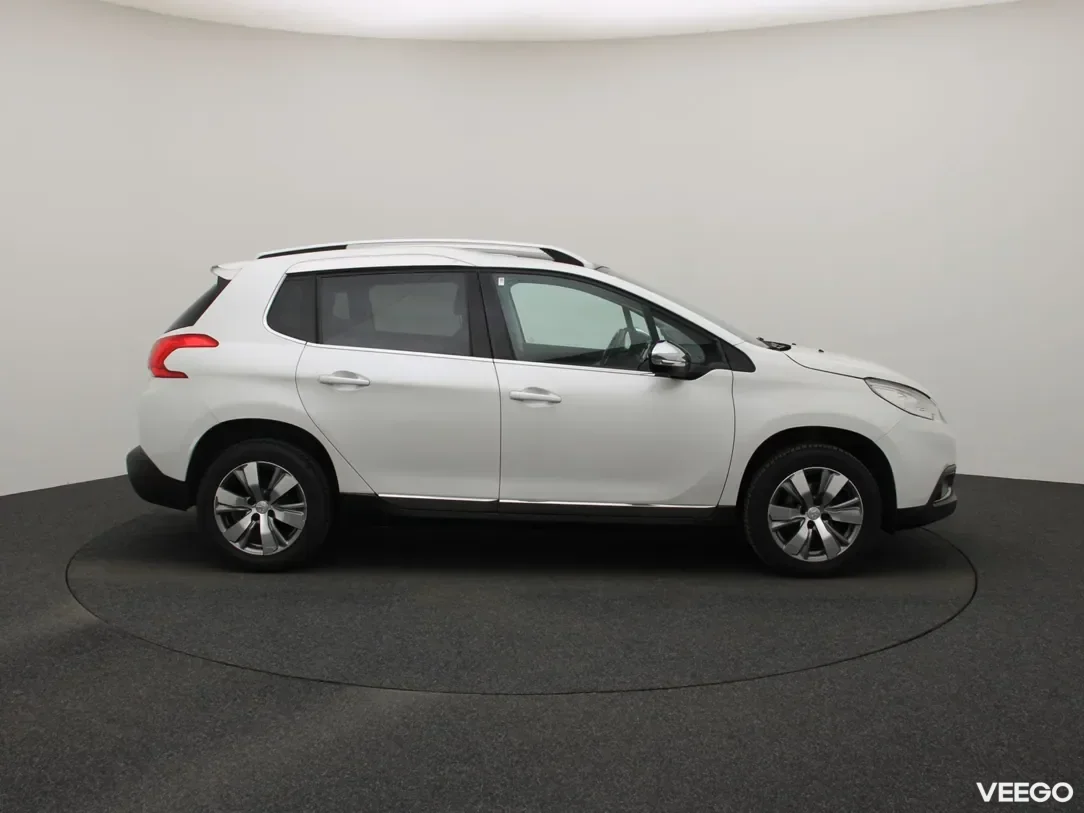 Peugeot 2008 1.2 81kW