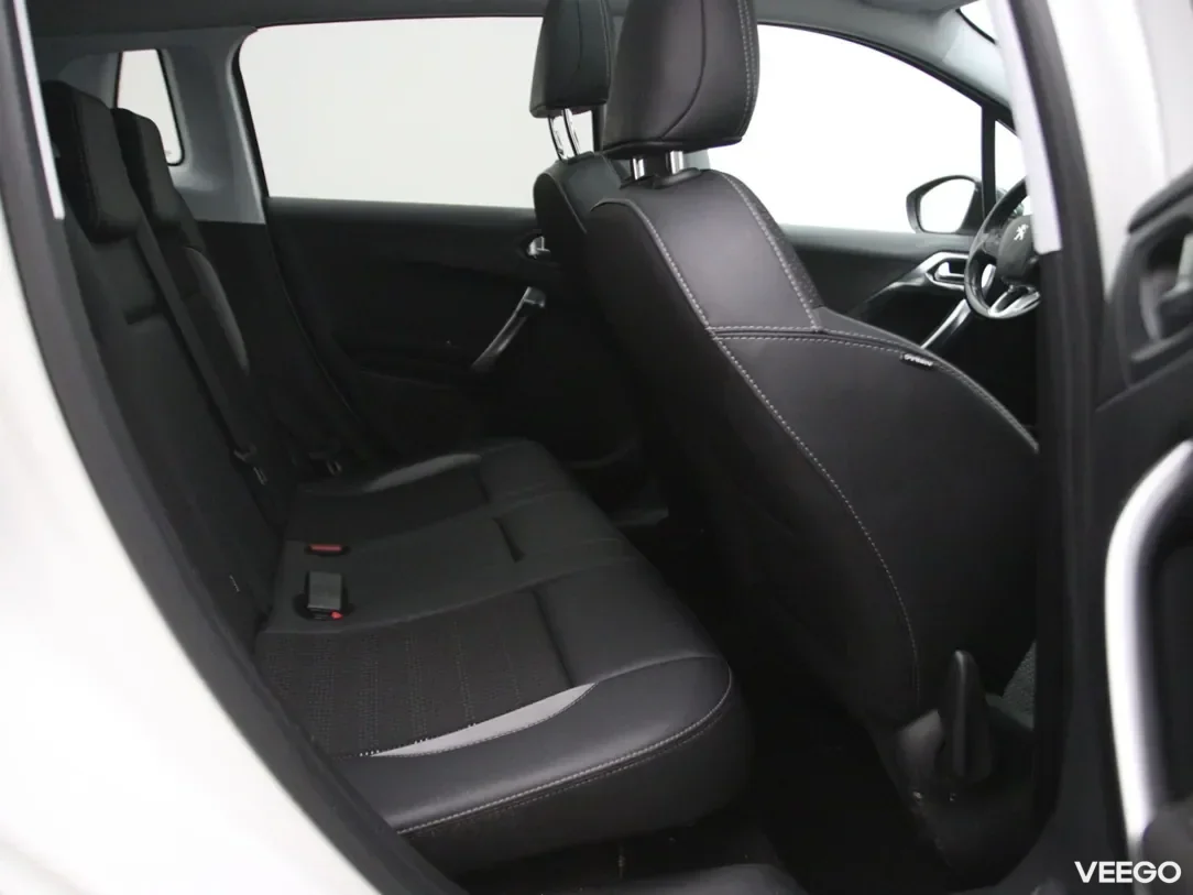 Peugeot 2008 1.2 81kW