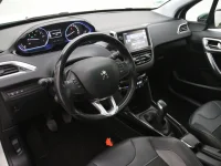Peugeot 2008 1.2 81kW thumbnail