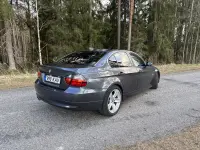 BMW 325 3.0 145kW thumbnail