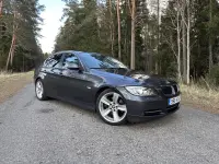 BMW 325 3.0 145kW thumbnail