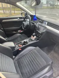 Volkswagen Passat 2.0 140kW thumbnail