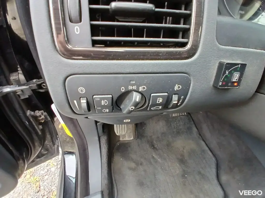 Volvo S80 MOMENTUM 2.5 147kW