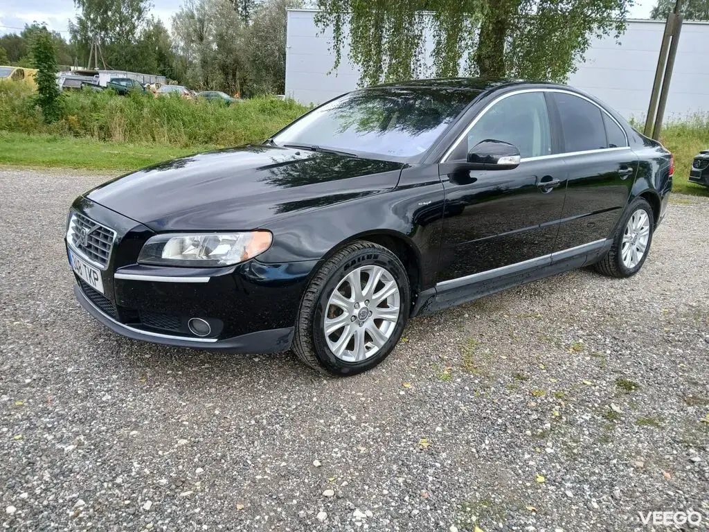 Volvo S80 MOMENTUM 2.5 147kW