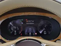 Bentley Bentayga AZURE HYBRID 250kW thumbnail