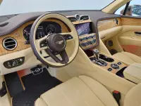 Bentley Bentayga AZURE HYBRID 250kW thumbnail