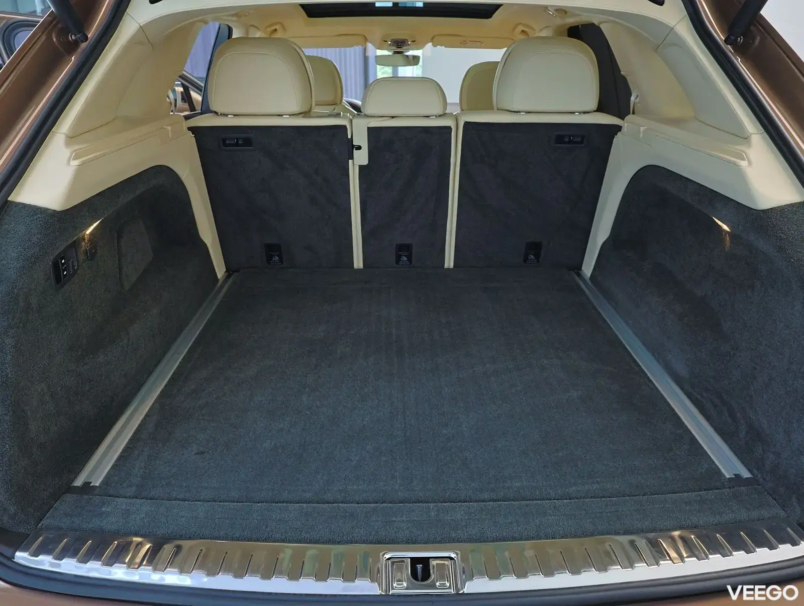Bentley Bentayga AZURE HYBRID 250kW