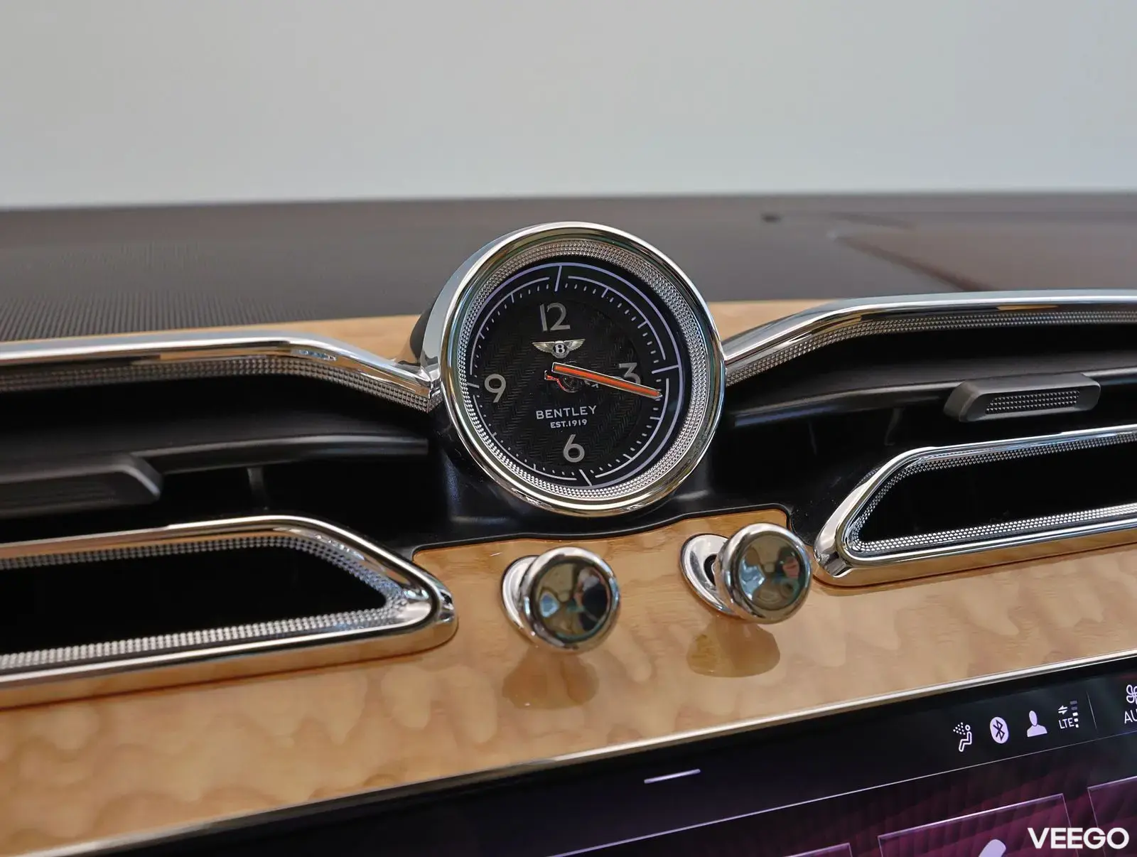 Bentley Bentayga AZURE HYBRID 250kW