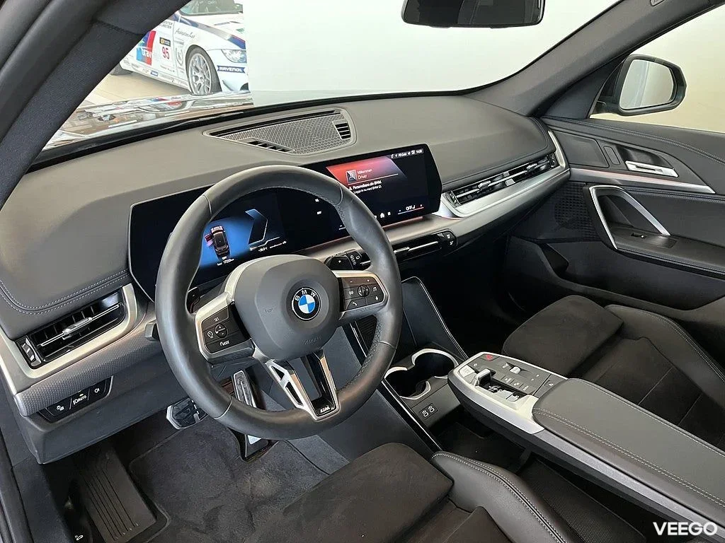 BMW X1 sDrive18i M Sport Pro Drag Rattvärme Comfort Access