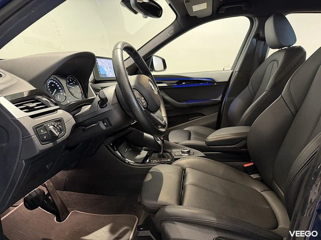 BMW X1 xDrive20d Sport Line Drag HiFi HUD Backkamera 18"