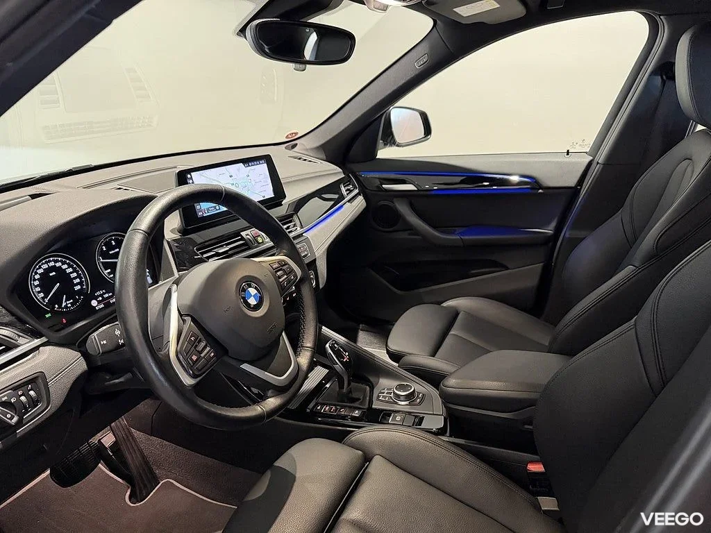 BMW X1 xDrive20d Sport Line Drag HiFi HUD Backkamera 18"