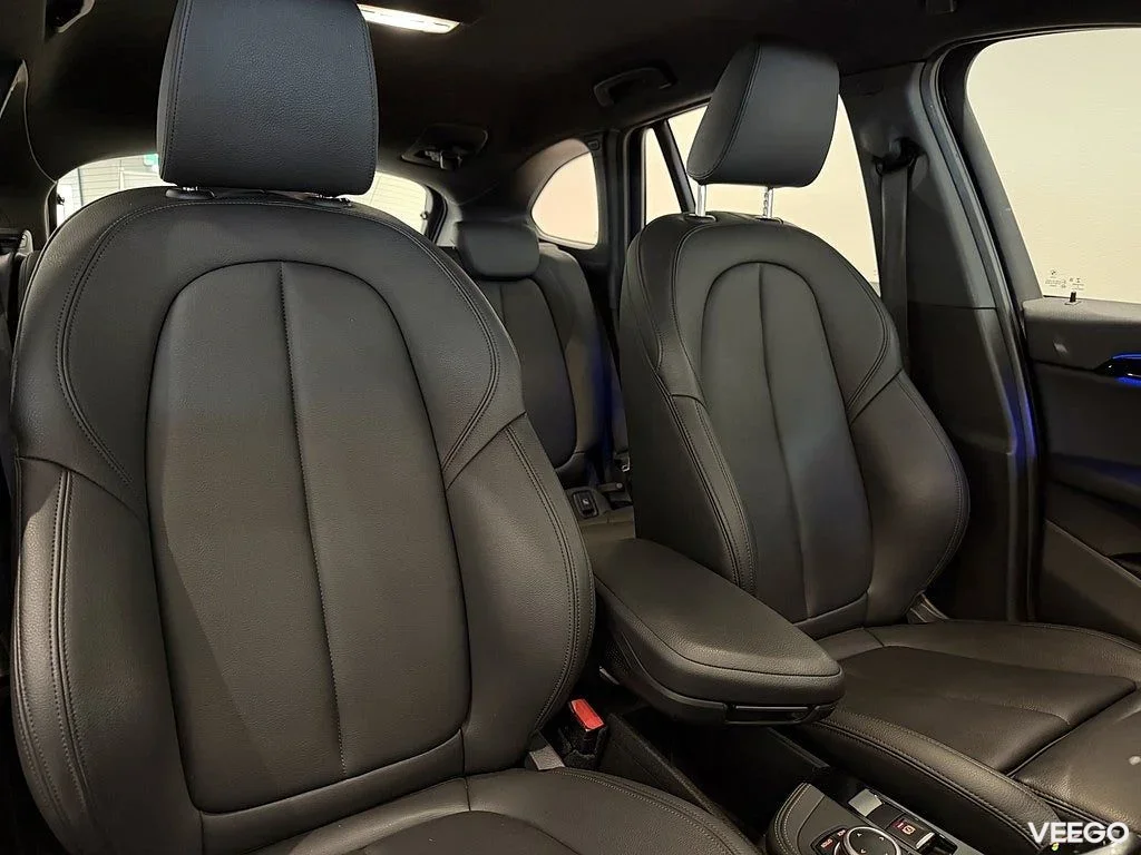 BMW X1 xDrive20d Sport Line Drag HiFi HUD Backkamera 18"