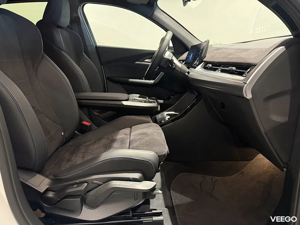 BMW iX2 IX2 xDrive30 M Sport Drag Adpt Farth Rattv 19" Backkamera