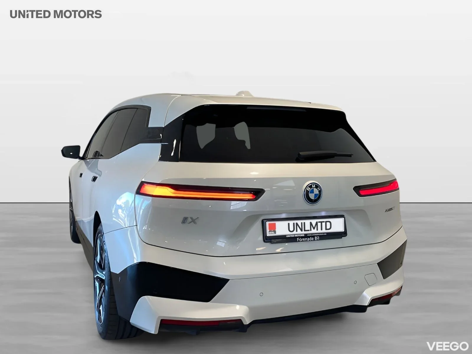 BMW iX xDrive50 Keyless Adaptiv Farthållare Harmon Kardon