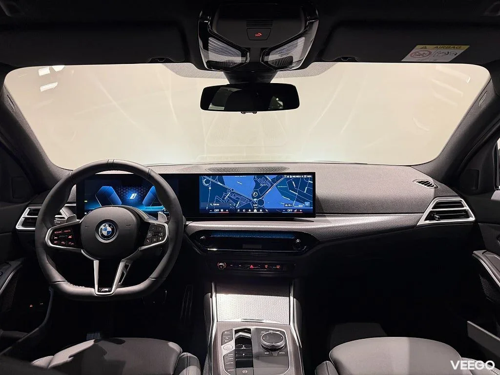 BMW 330 xDrive Touring M Sport Drag Adpt Farth HiFi Kamera 18"