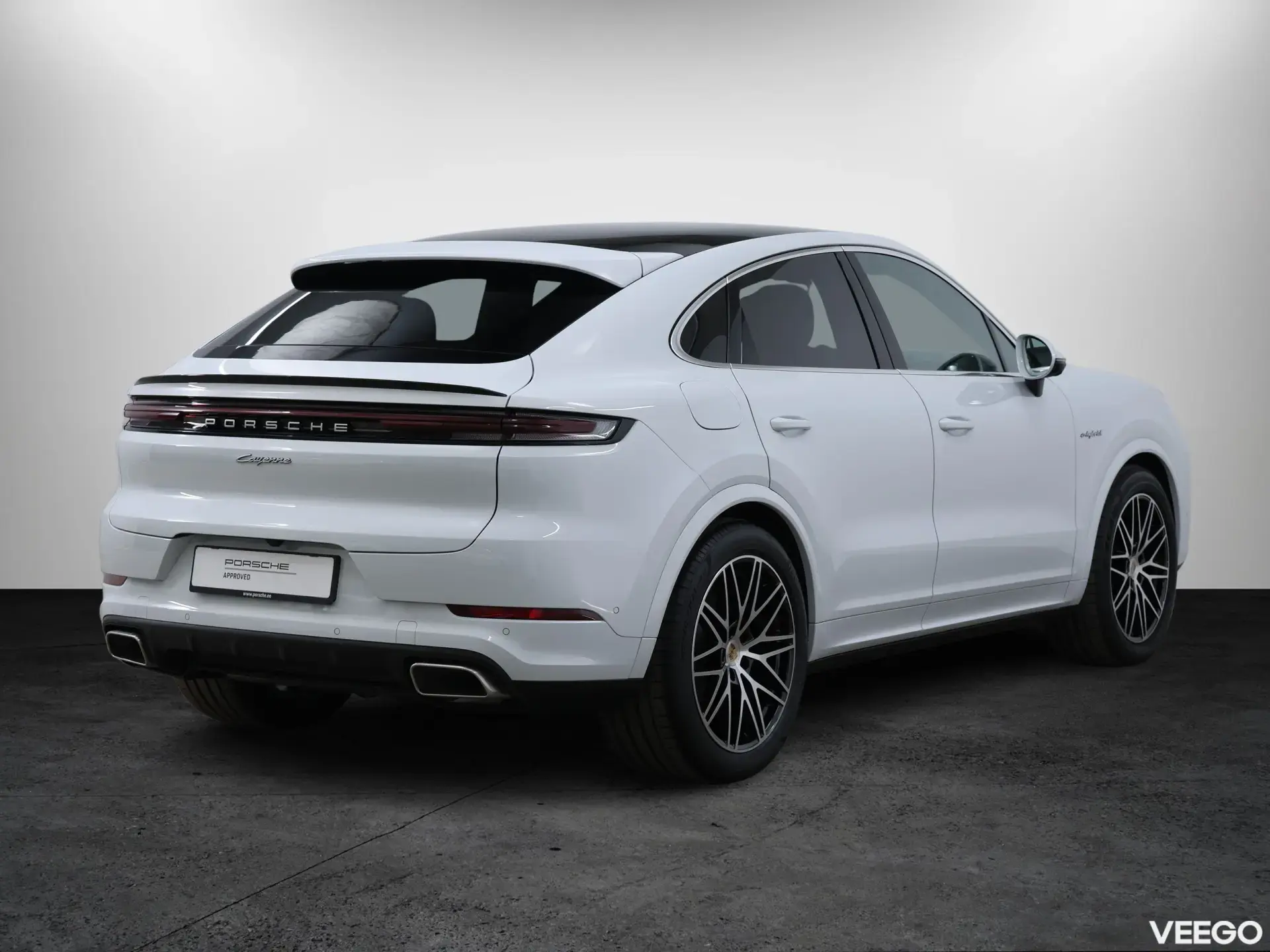 Porsche Cayenne E-Hybrid Coupe 346kW