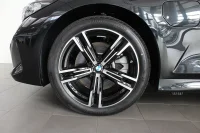 BMW 330 xDrive Sedan M Sport Drag Rattvärme Park Assist thumbnail