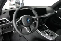 BMW 330 xDrive Sedan M Sport Drag Rattvärme Park Assist thumbnail
