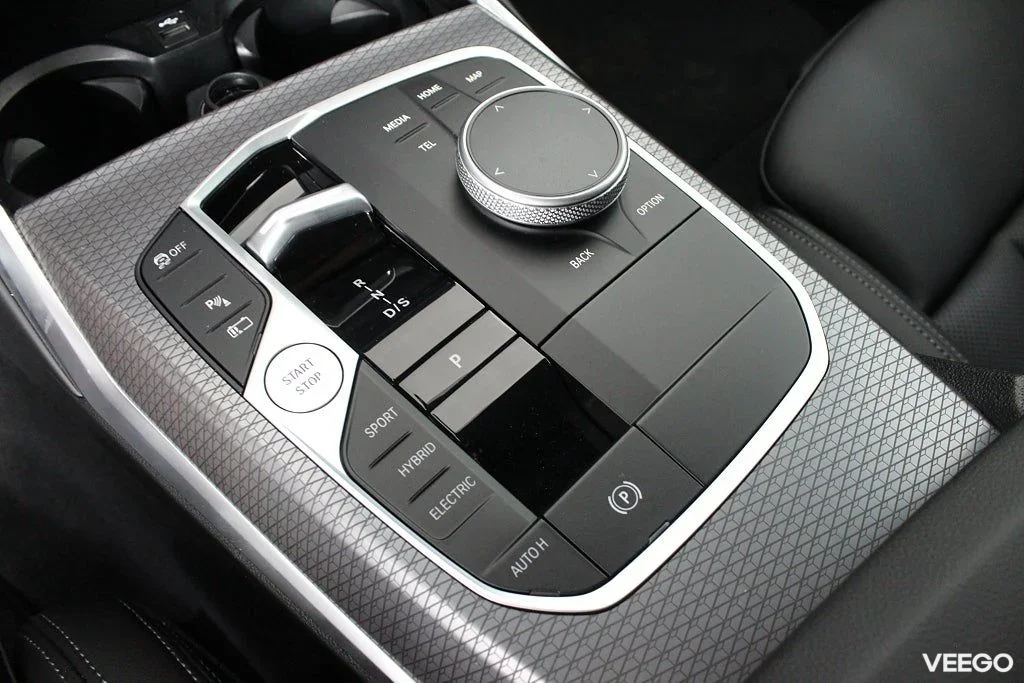 BMW 330 xDrive Sedan M Sport Drag Rattvärme Park Assist