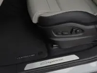 Porsche Cayenne E-Hybrid Coupe 346kW thumbnail