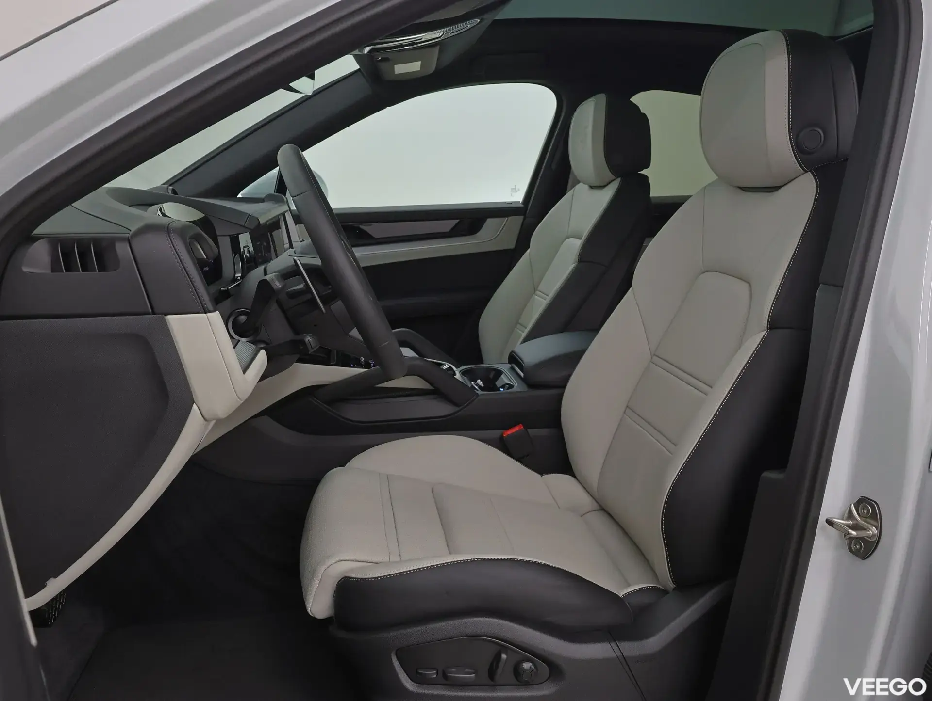 Porsche Cayenne E-Hybrid Coupe 346kW