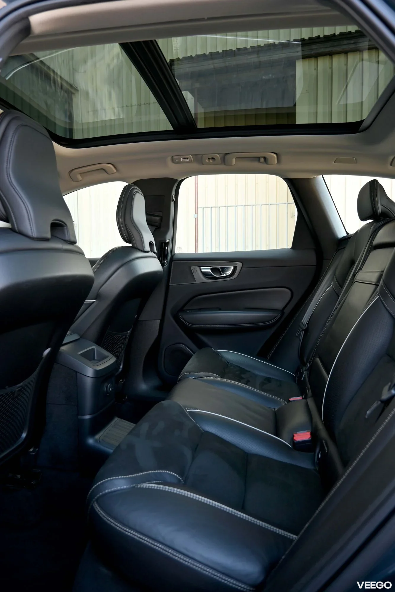 Volvo XC60 AWD INSCRIPTION EXPRESSION INTELLI MY22 2 293kW