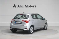 Toyota Yaris Active 1.5 82kW thumbnail