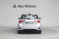 Toyota Yaris Active 1.5 82kW thumbnail