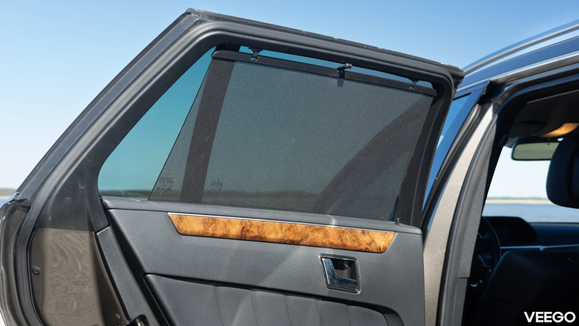 Mercedes-Benz E350 3.0 170kW