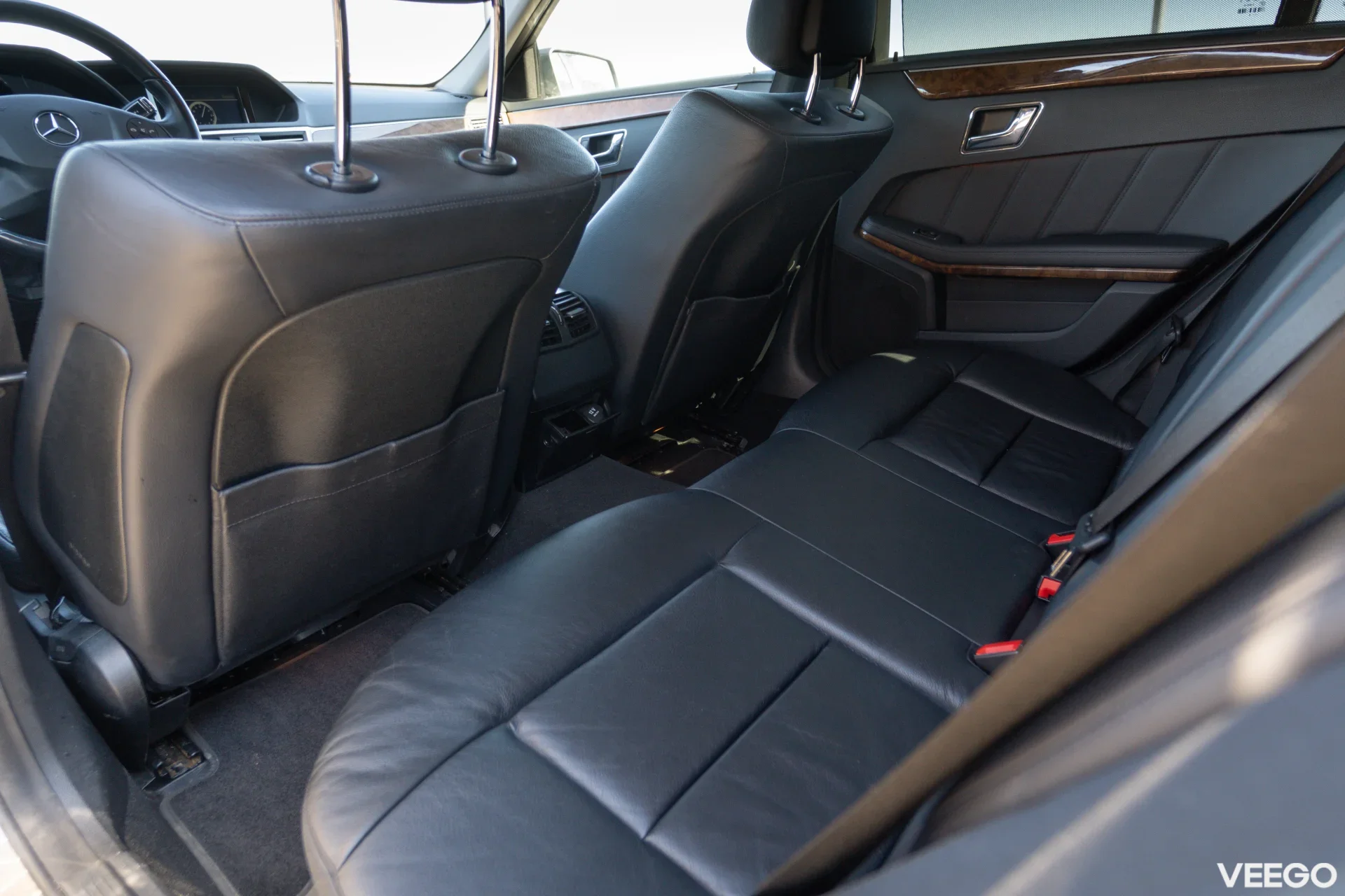 Mercedes-Benz E350 3.0 170kW