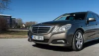 Mercedes-Benz E350 3.0 170kW thumbnail