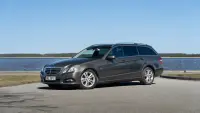 Mercedes-Benz E350 3.0 170kW thumbnail