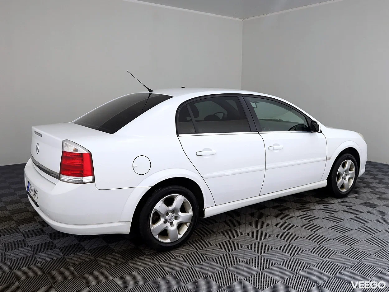 Opel Vectra 2.2 114kW
