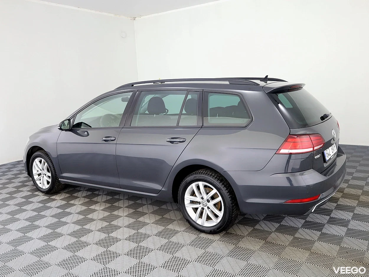 Volkswagen Golf 2.0 110kW